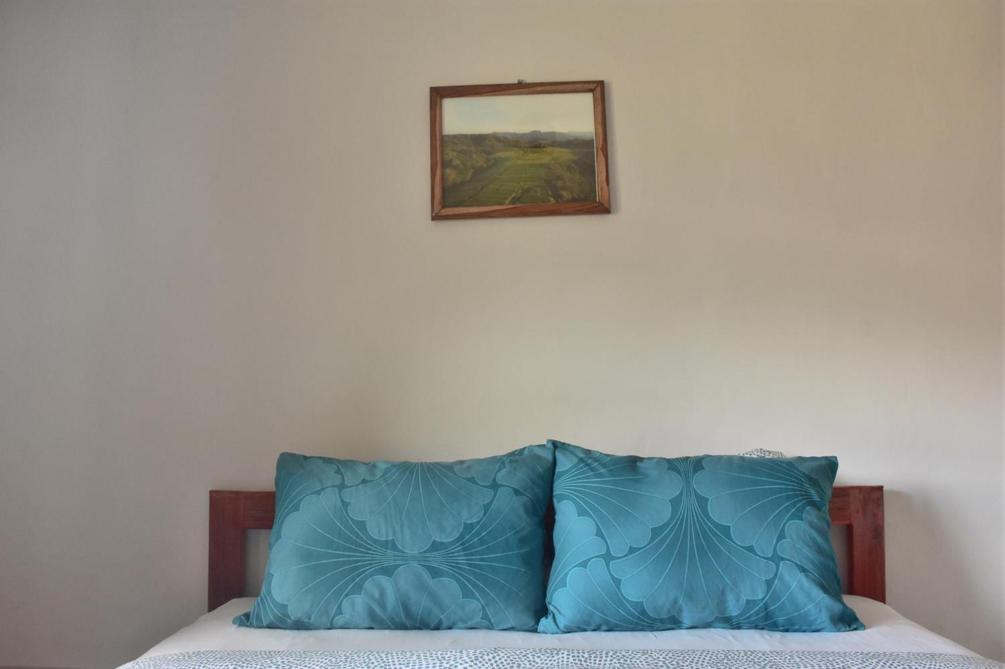 Mama'S Homestay Ruteng Habitación foto