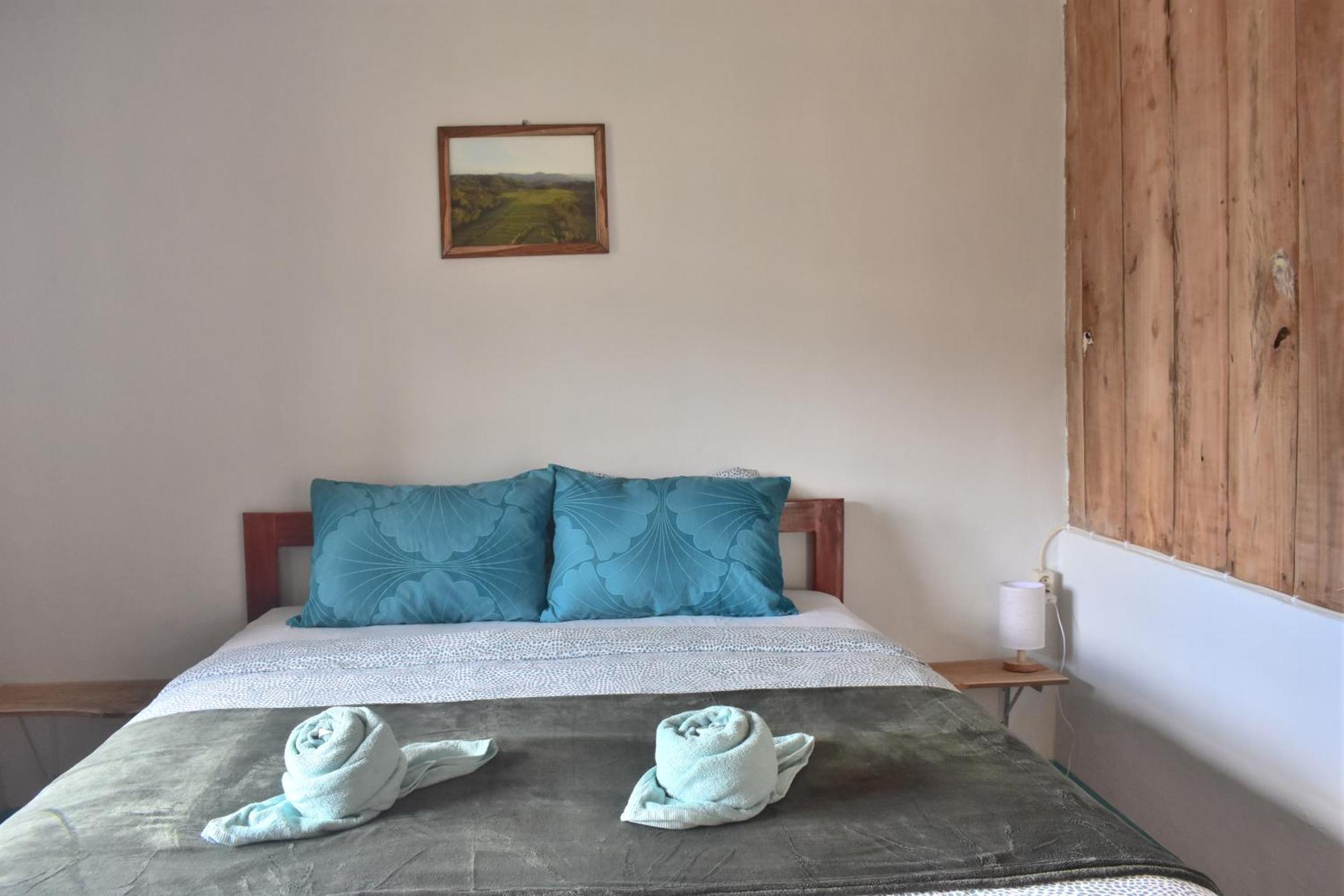 Mama'S Homestay Ruteng Habitación foto